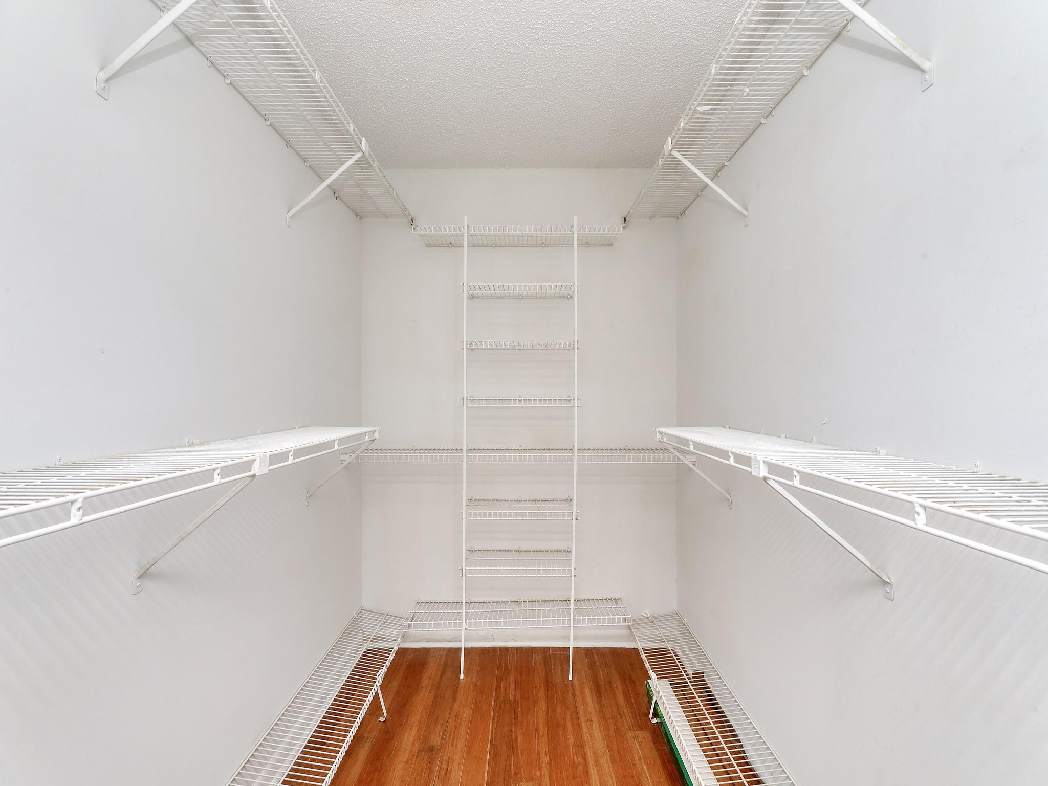 1901 Bermuda Cir Unit: B3