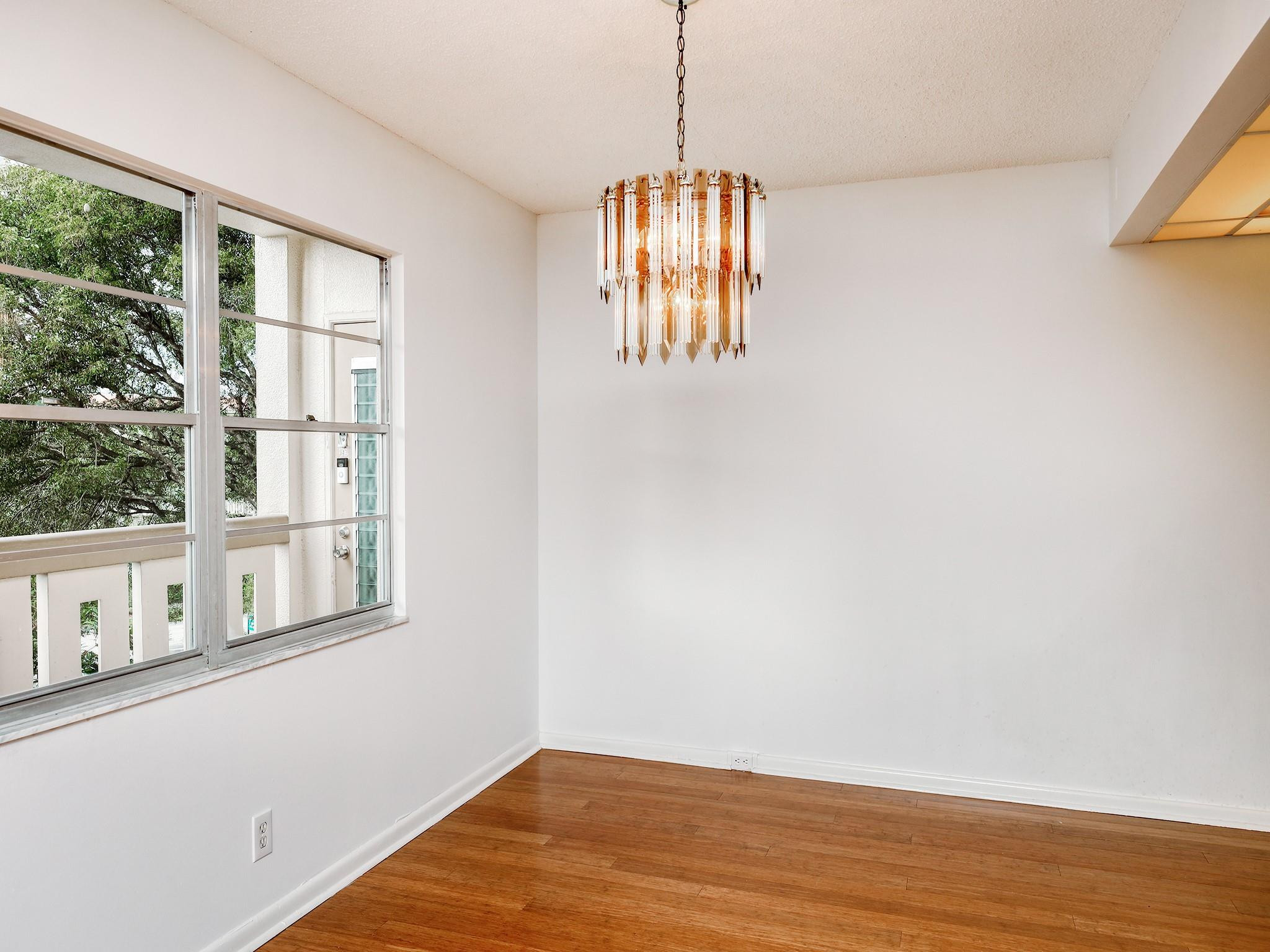 1901 Bermuda Cir Unit: B3