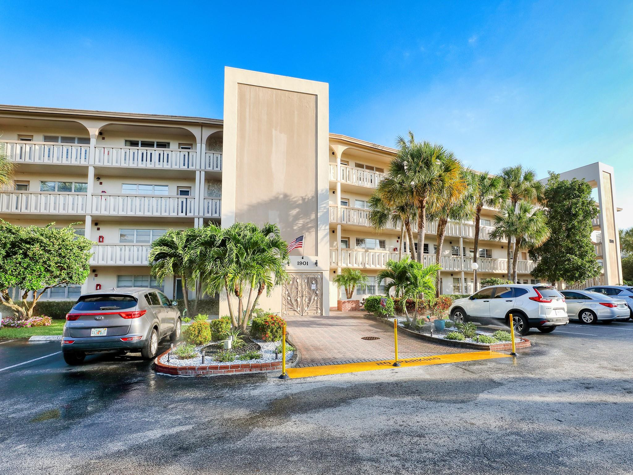 1901 Bermuda Cir Unit: B3