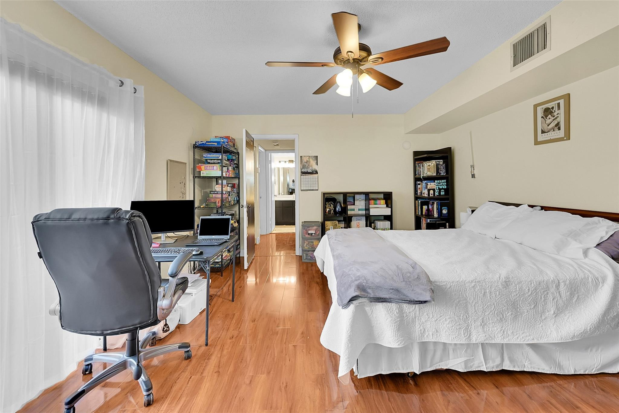 5983 NW 55th Ln Unit: 5983