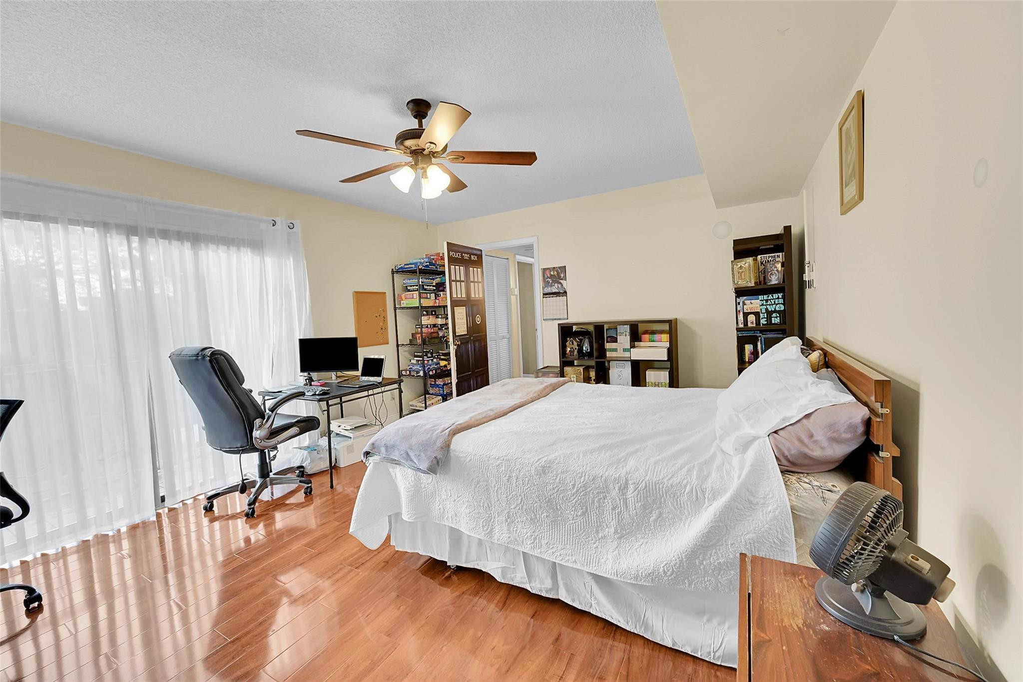 5983 NW 55th Ln Unit: 5983