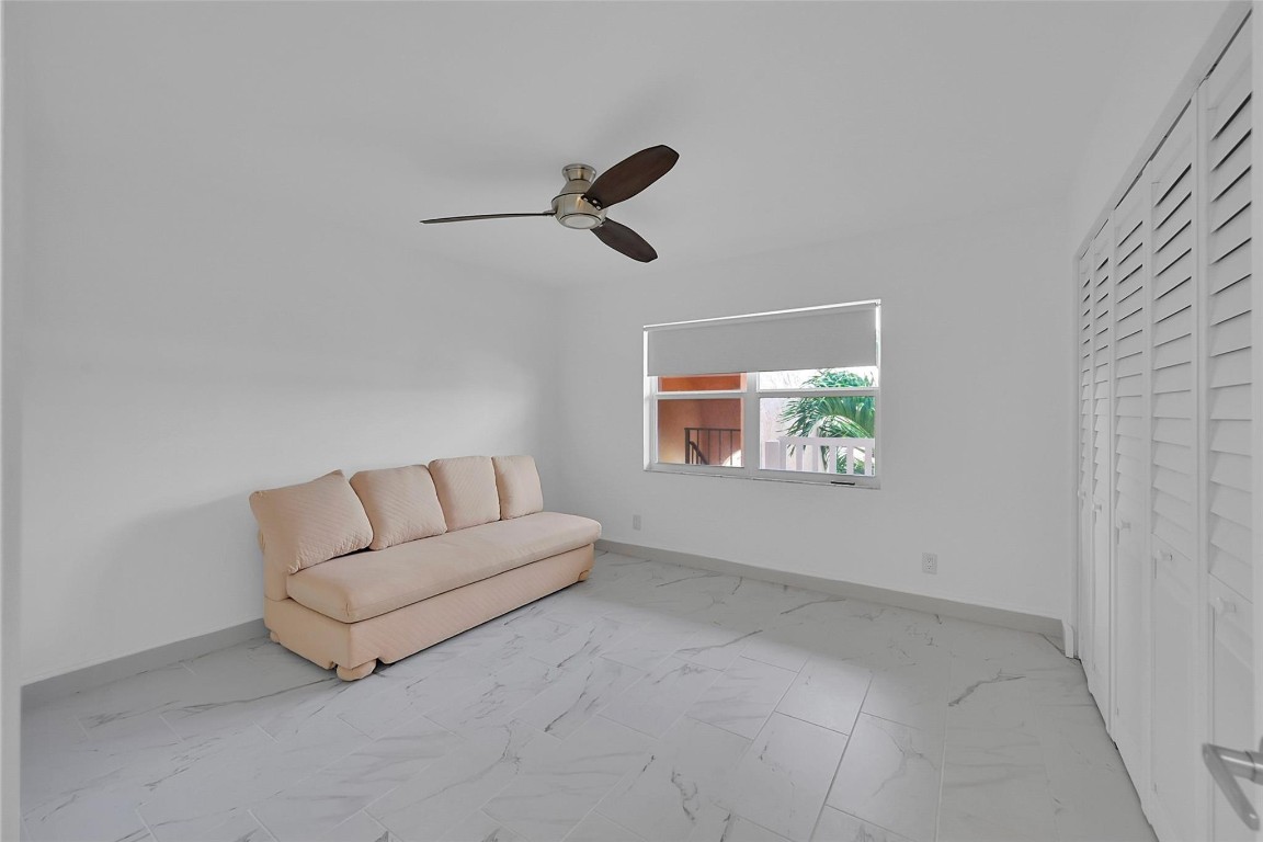 9521 Sunrise Lakes Blvd Unit: 309