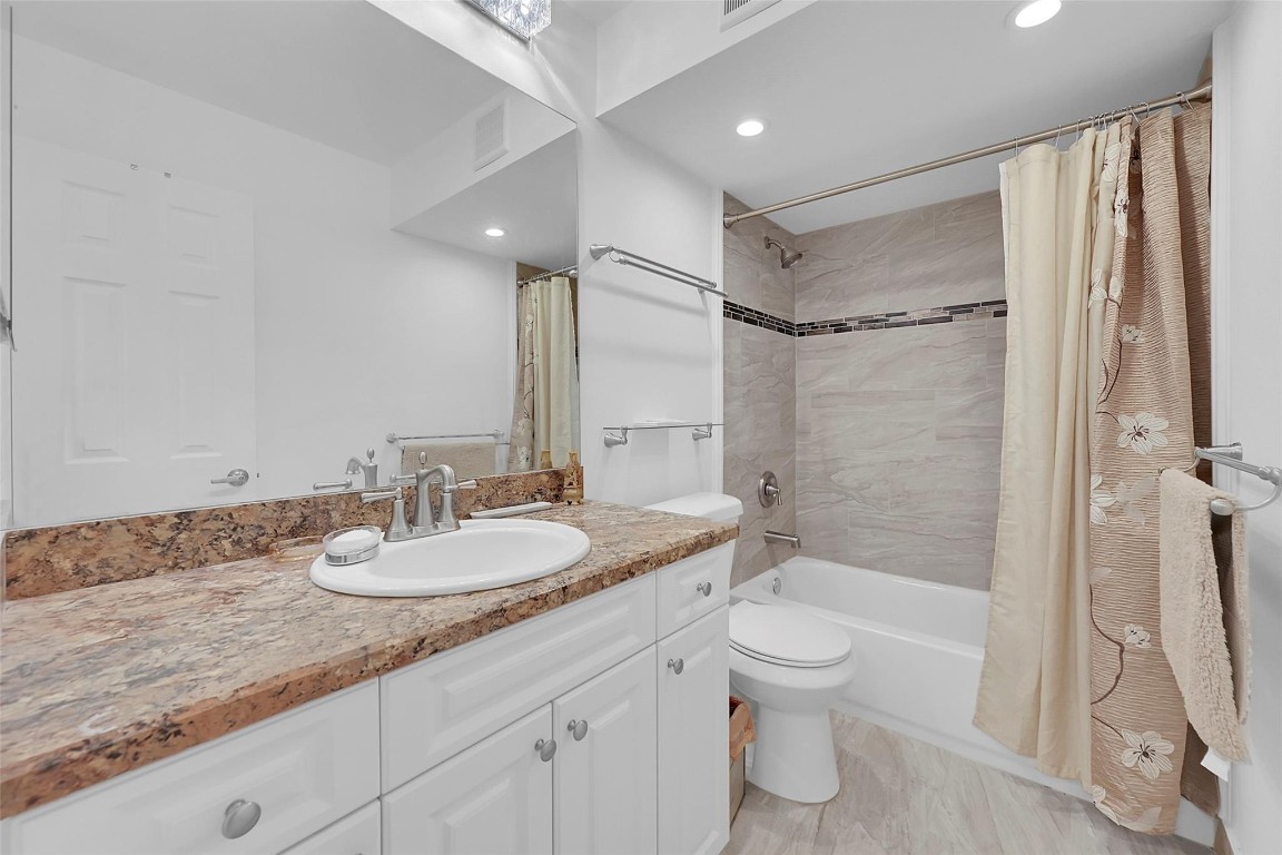 9521 Sunrise Lakes Blvd Unit: 309