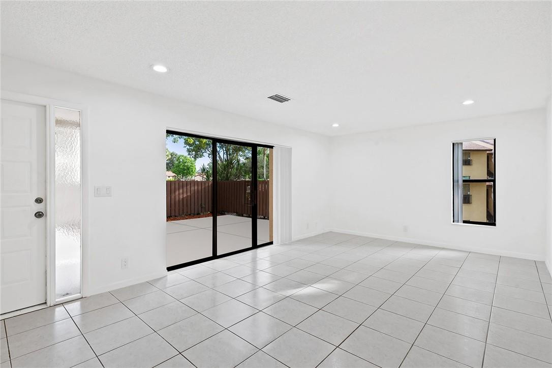 3917 Cocoplum Cir Unit: 35117