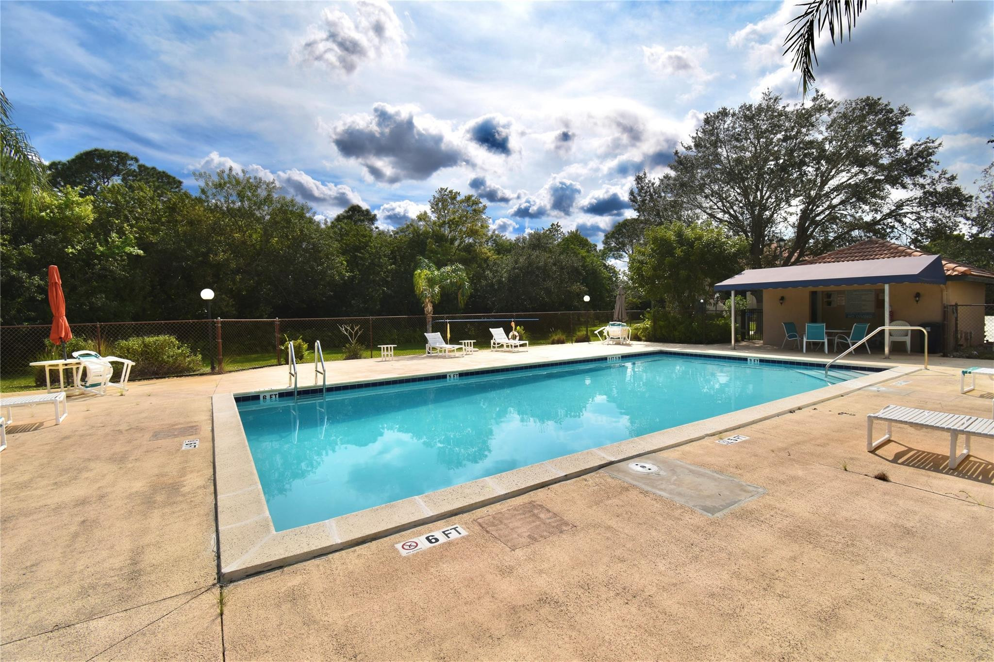 2450 SE Garden Ter Unit: 304