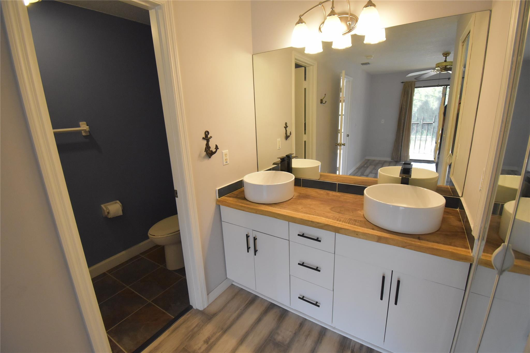 2450 SE Garden Ter Unit: 304