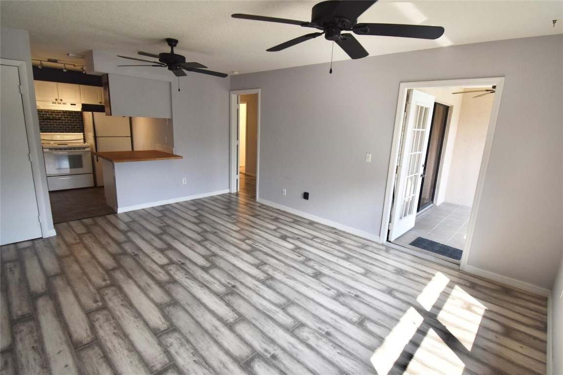 2450 SE Garden Ter Unit: 304