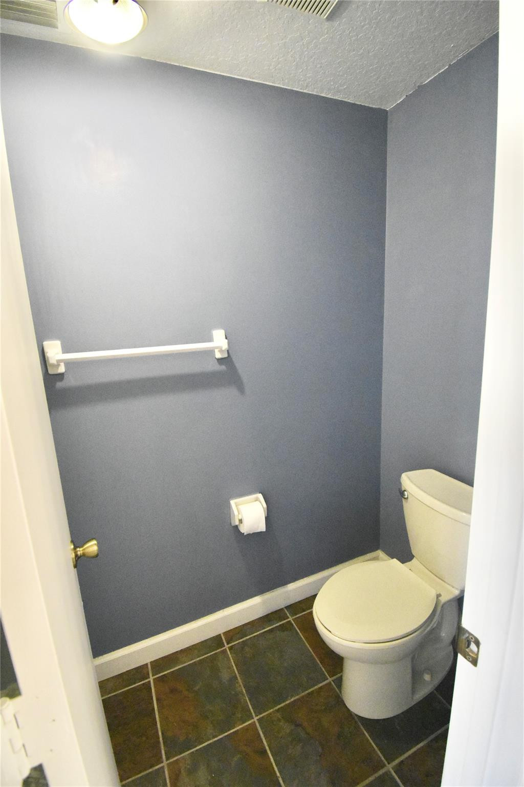 2450 SE Garden Ter Unit: 304