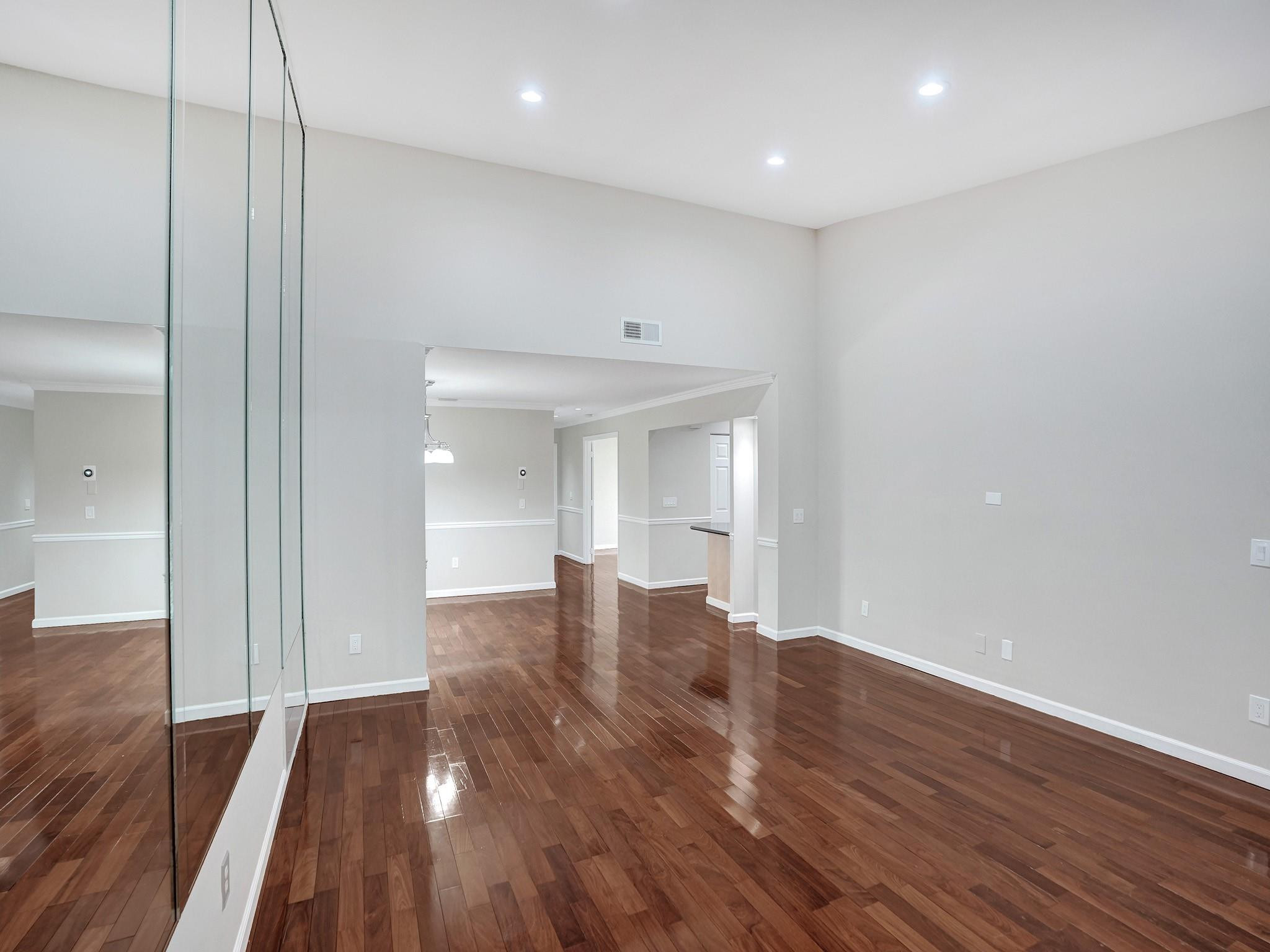 9280 Sabal Ridge Cir Unit: APT B