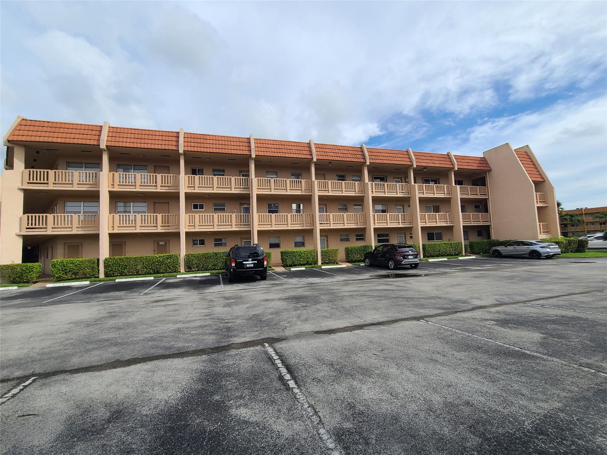 6850 Royal Palm Blvd Unit: 109 G