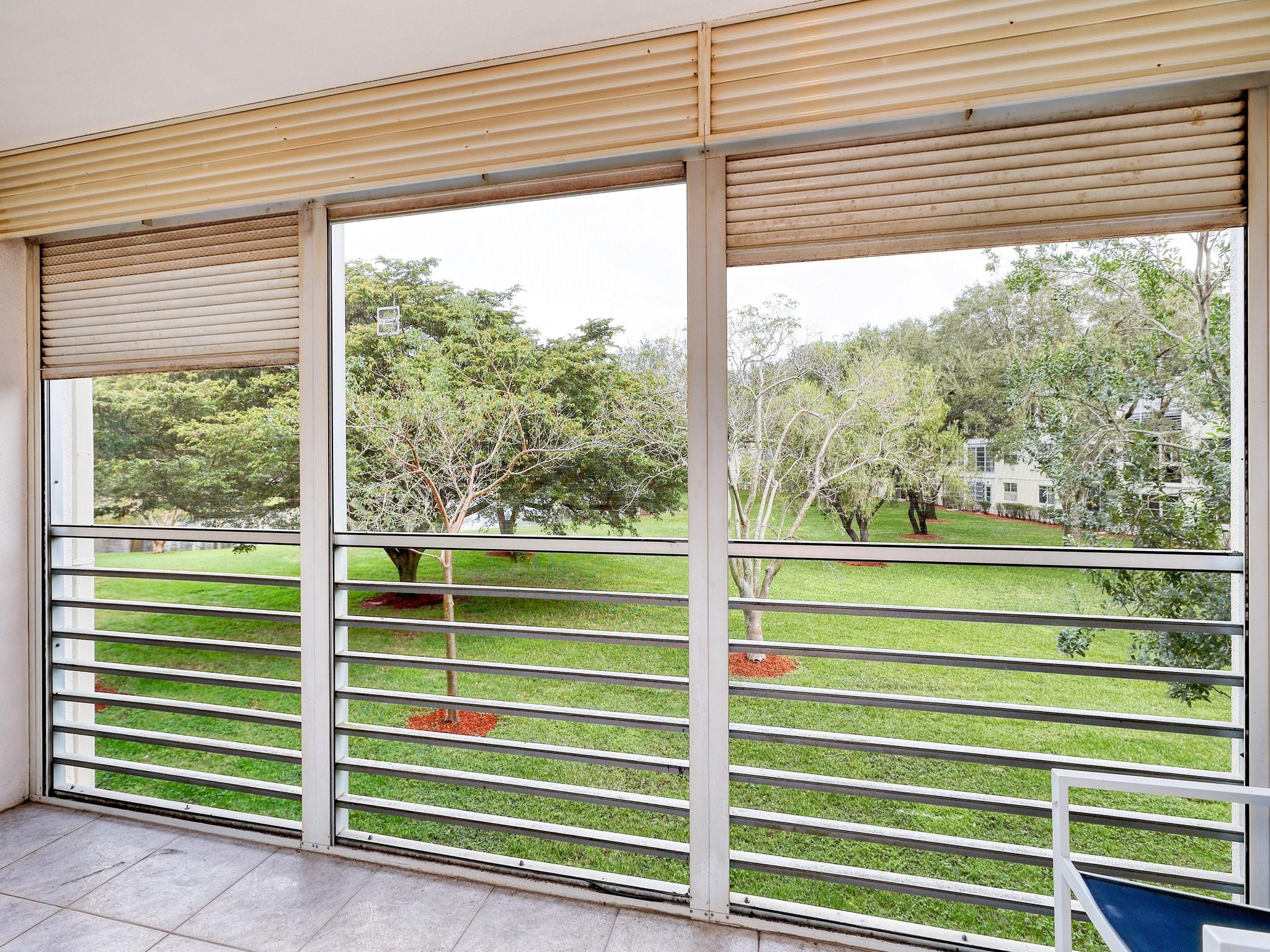 1502 Cayman Way Unit: H2