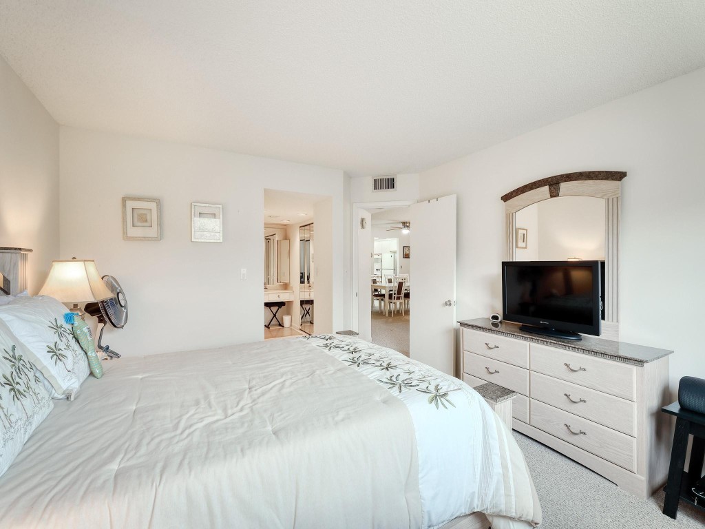 1502 Cayman Way Unit: H2