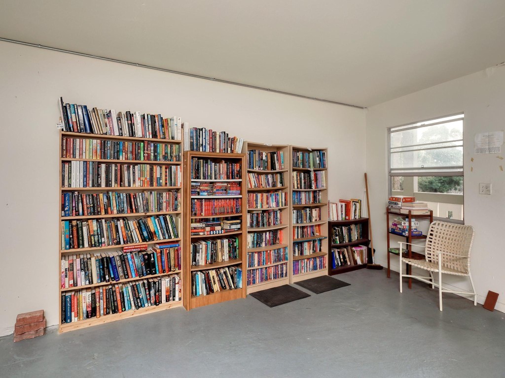 1502 Cayman Way Unit: H2