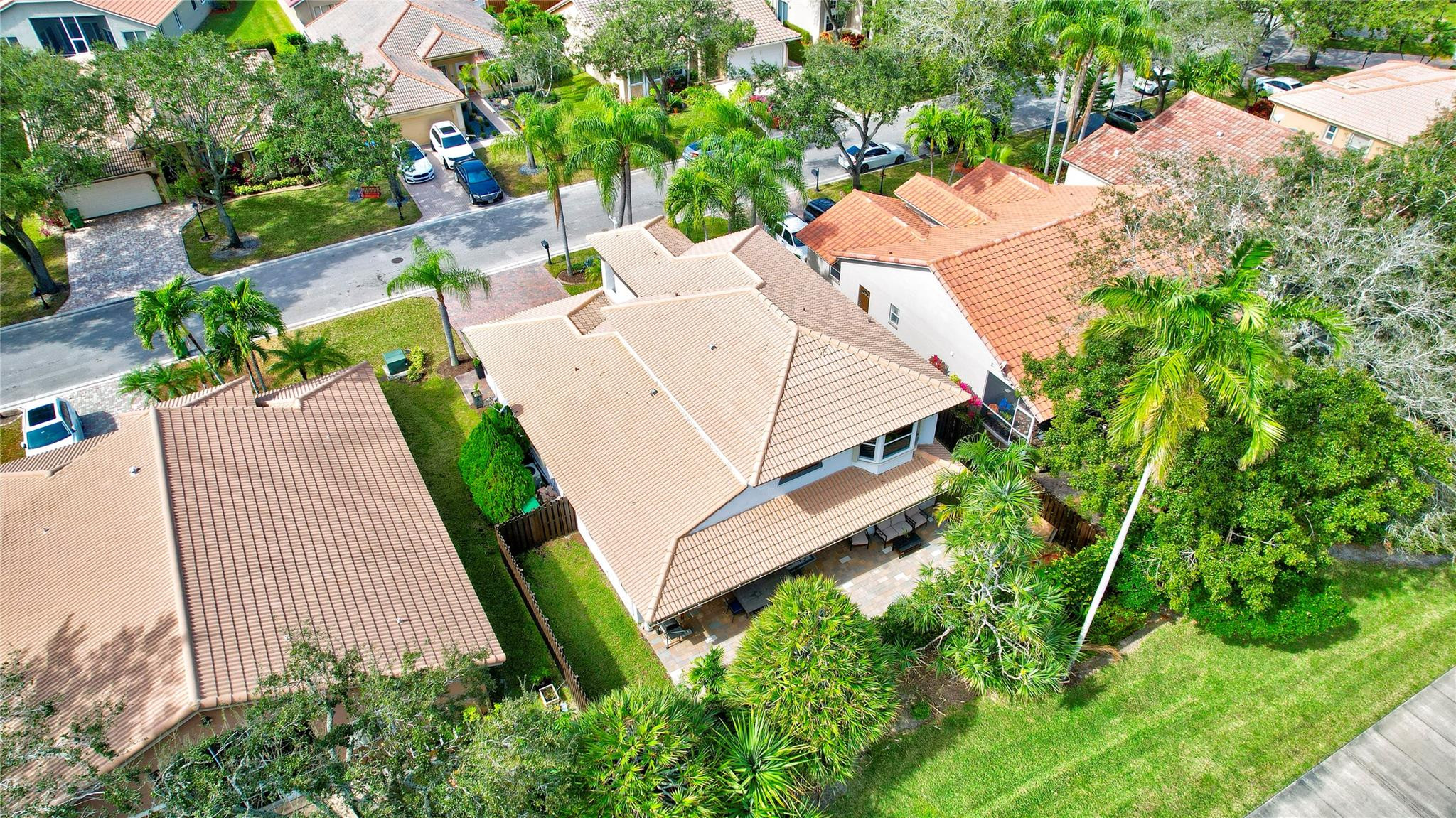 5750 NW 48th Dr