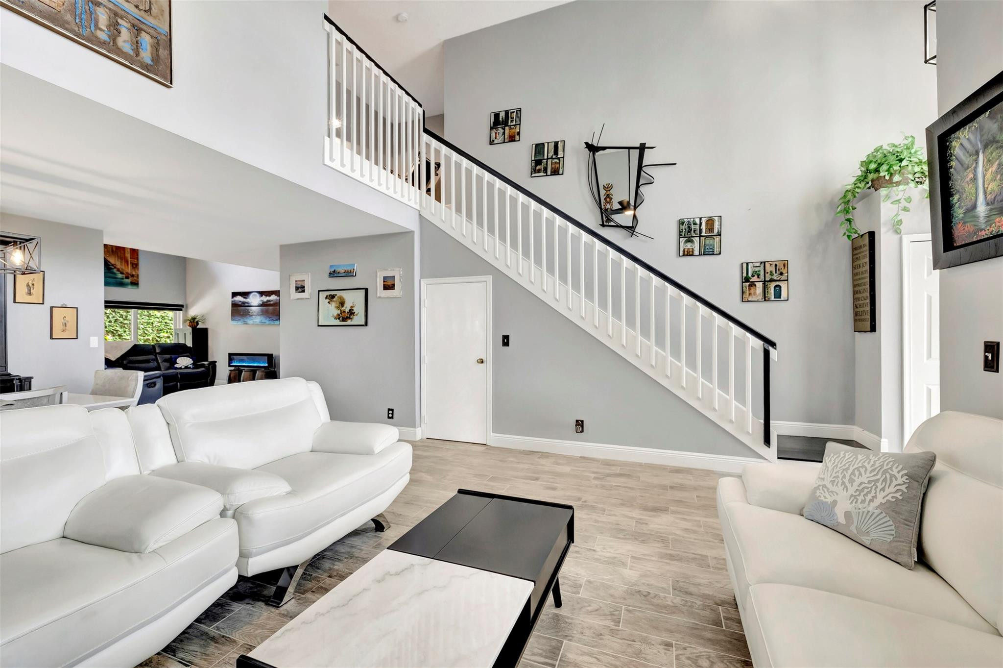 5750 NW 48th Dr