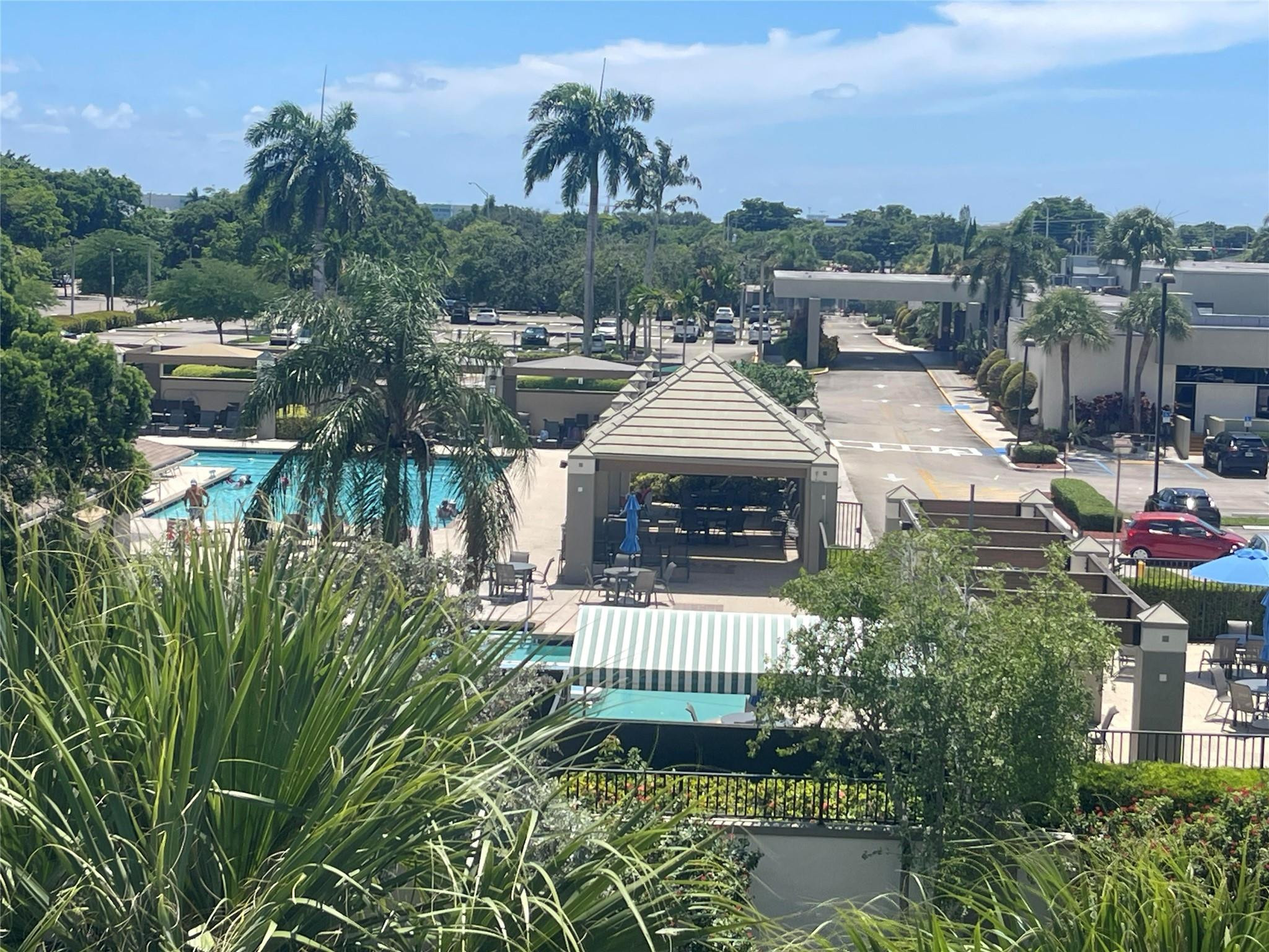 1501 Cayman Way Unit: L4