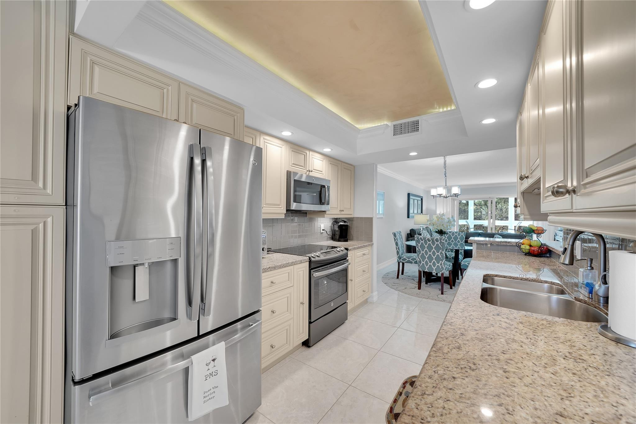 1501 Cayman Way Unit: L4