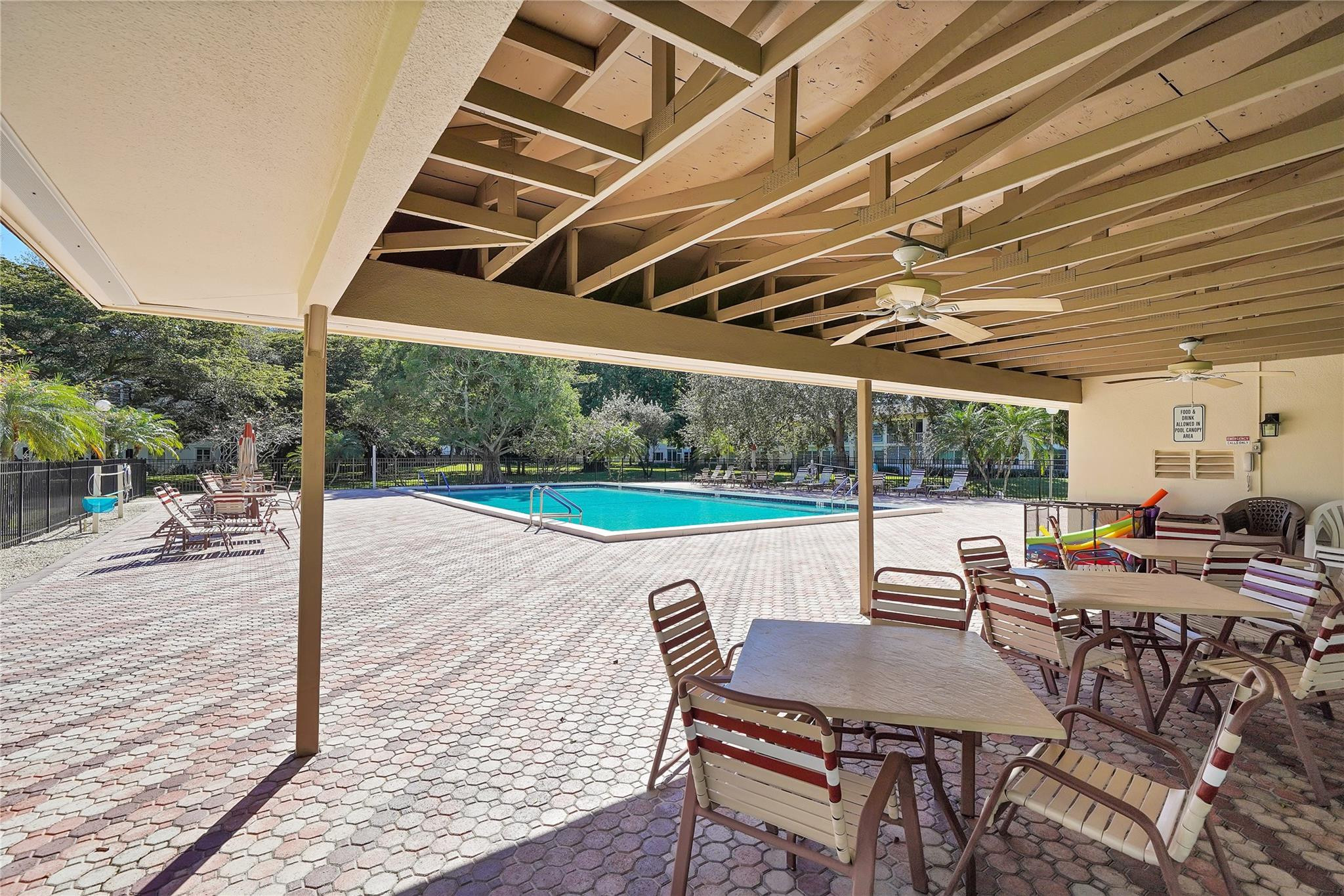 1501 Cayman Way Unit: L4