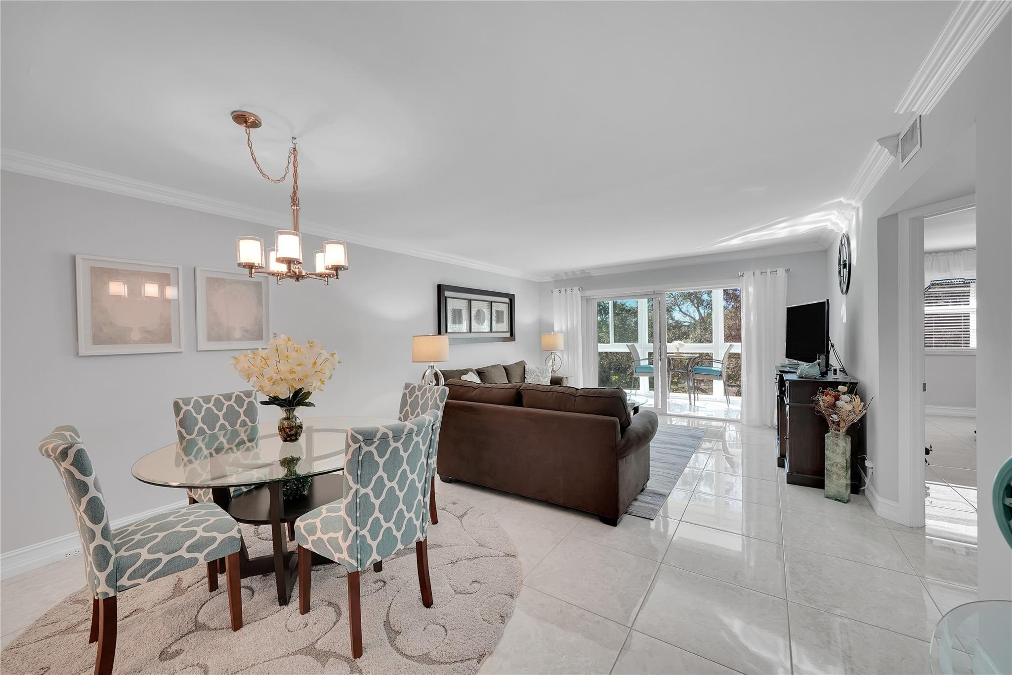1501 Cayman Way Unit: L4
