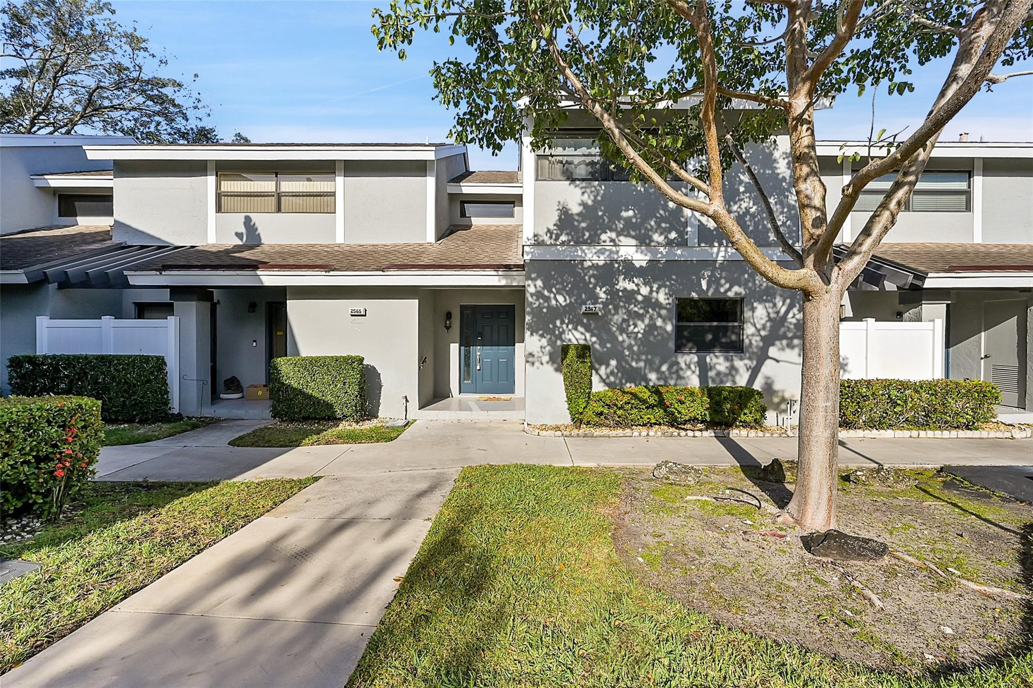 2567 NW 42nd Ave Unit: 1203