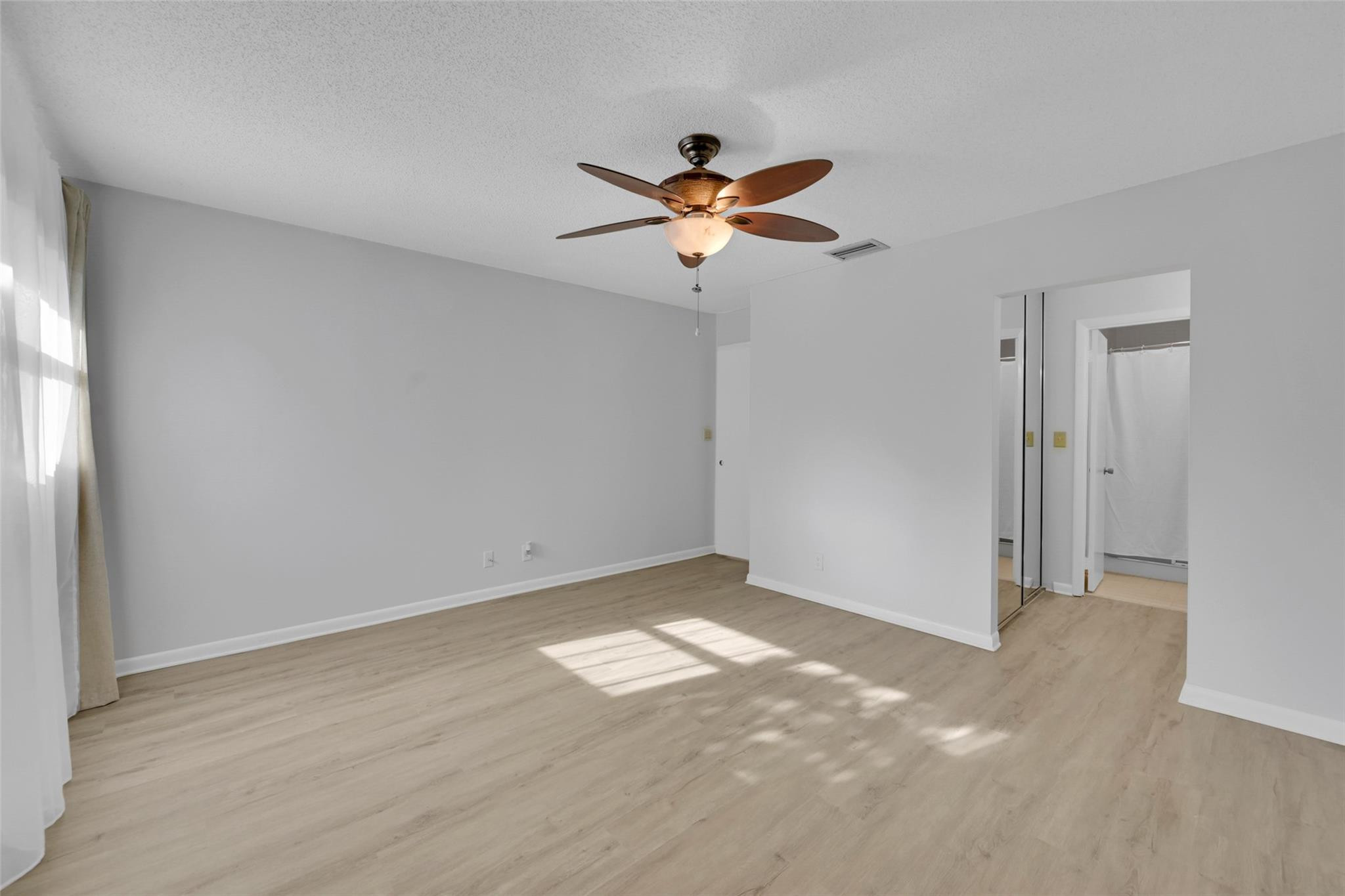 2567 NW 42nd Ave Unit: 1203