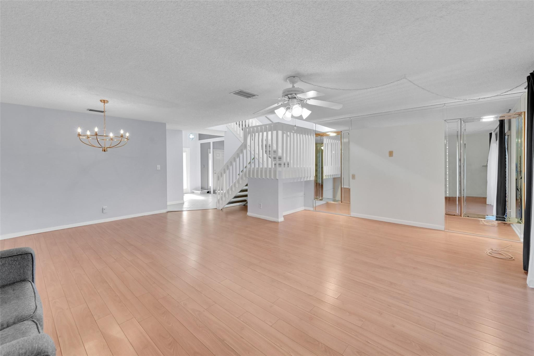 2567 NW 42nd Ave Unit: 1203