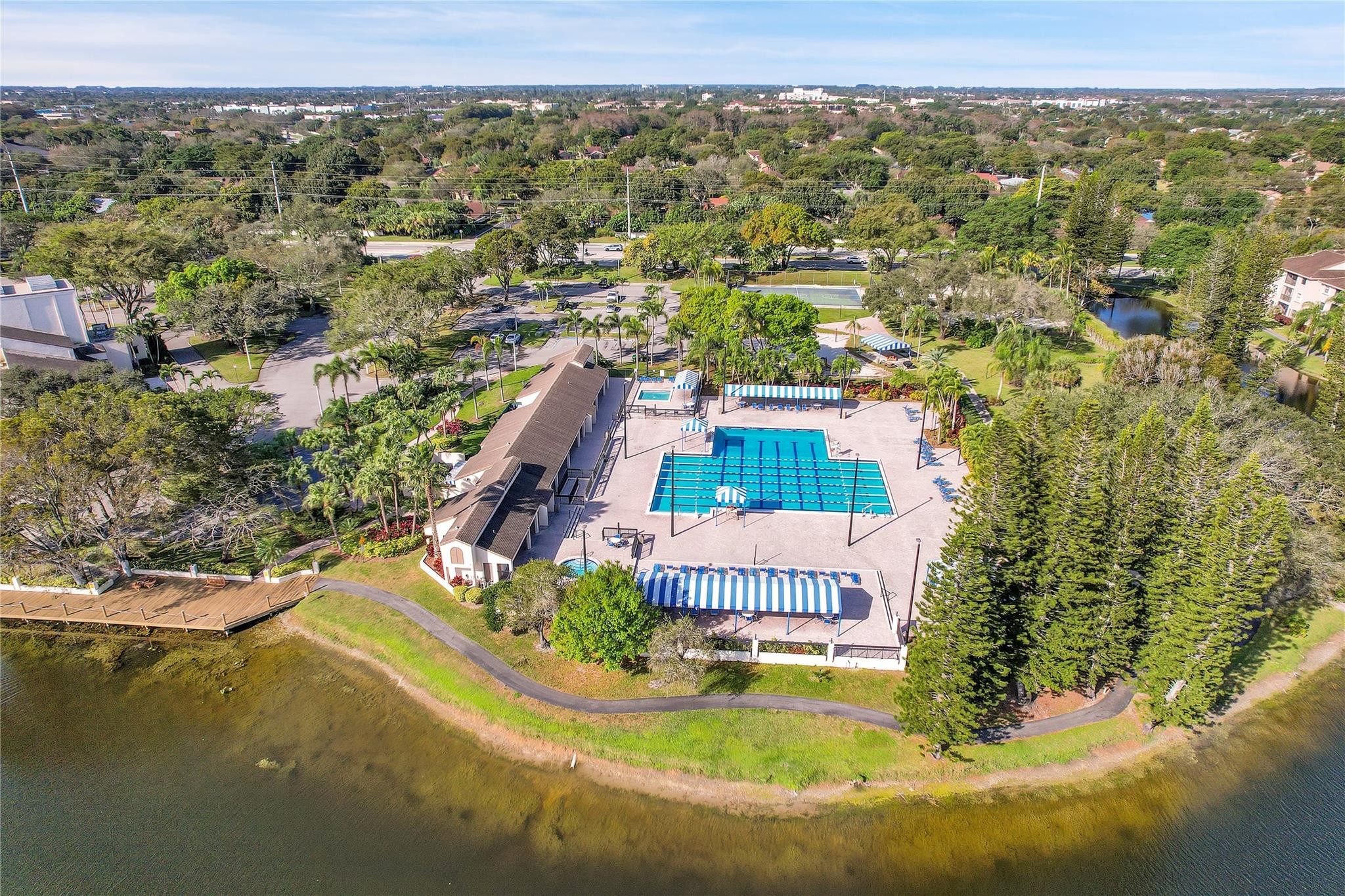 2567 NW 42nd Ave Unit: 1203