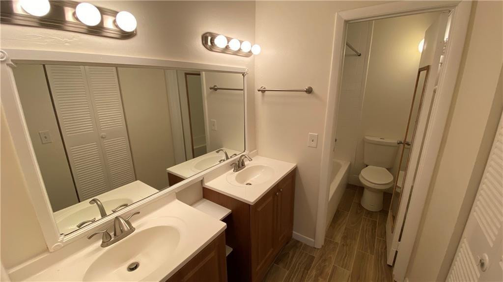 5269 SW 40th Ave Unit: 21