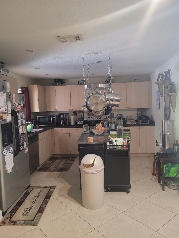 9617 Riverside Dr Unit: 6C