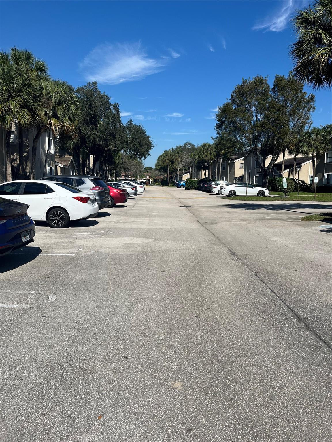 9617 Riverside Dr Unit: 6C