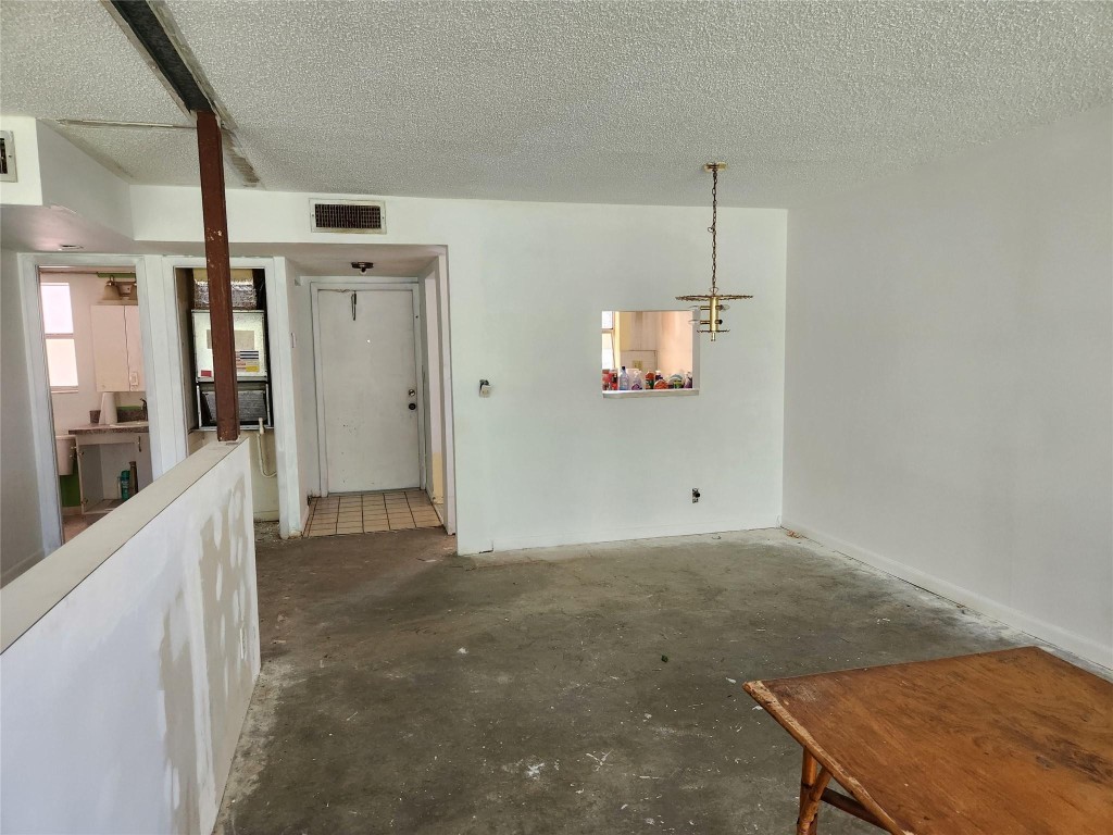 9601 Sunrise Lakes Blvd Unit: 106