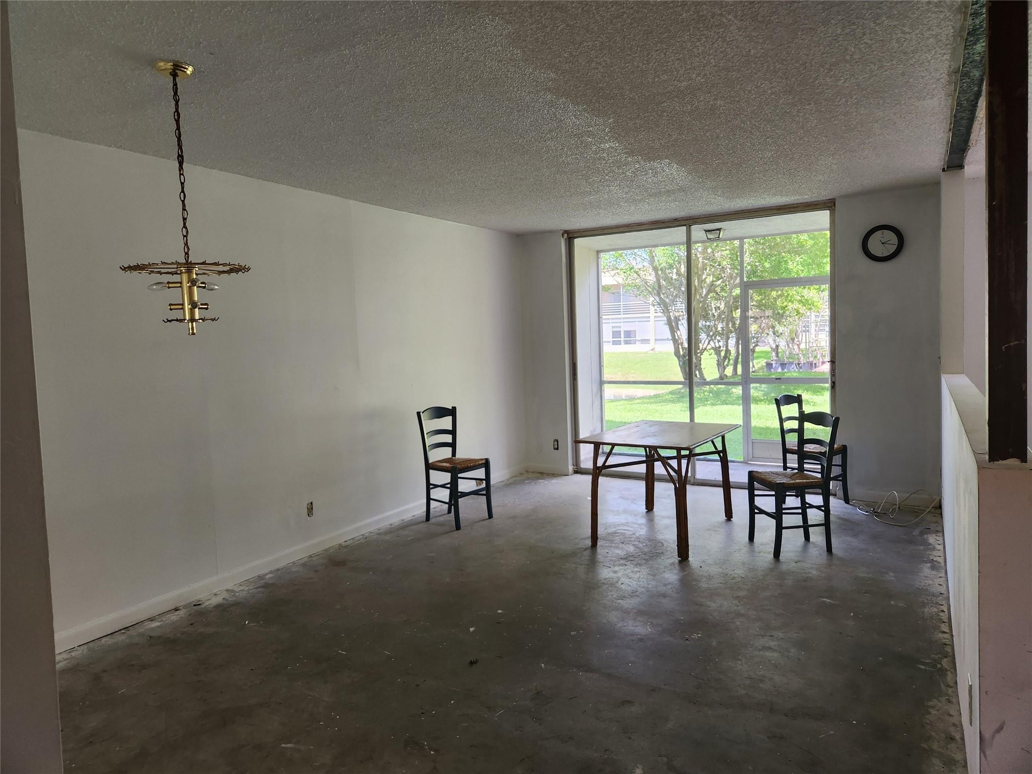 9601 Sunrise Lakes Blvd Unit: 106