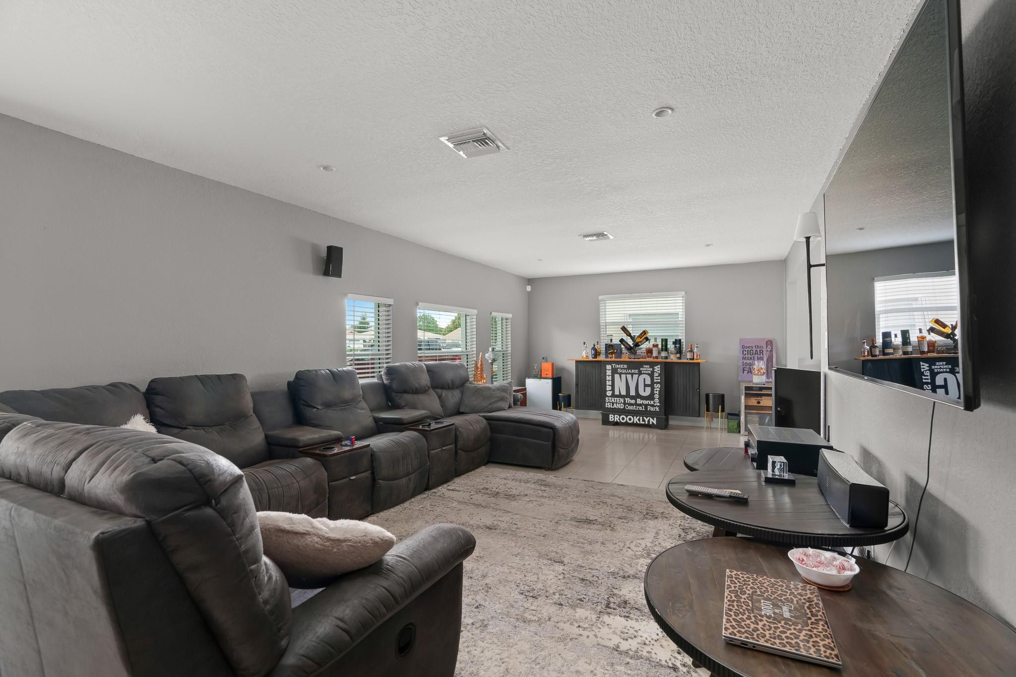 9402 NW 70TH ST