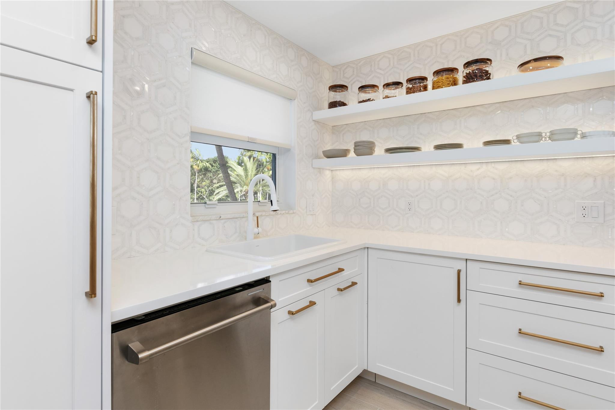 2871 N Ocean Blvd Unit: C123