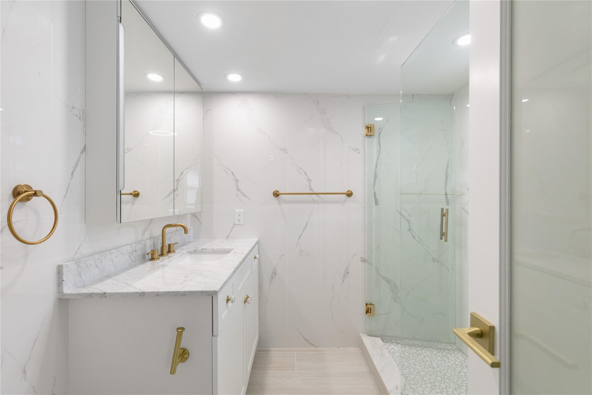 2871 N Ocean Blvd Unit: C123