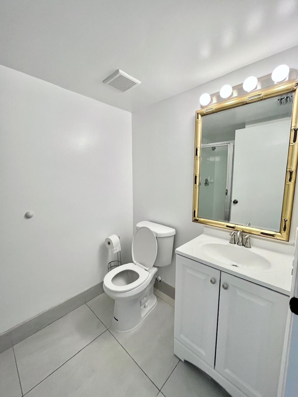 4199 N Haverhill Rd Unit: 114