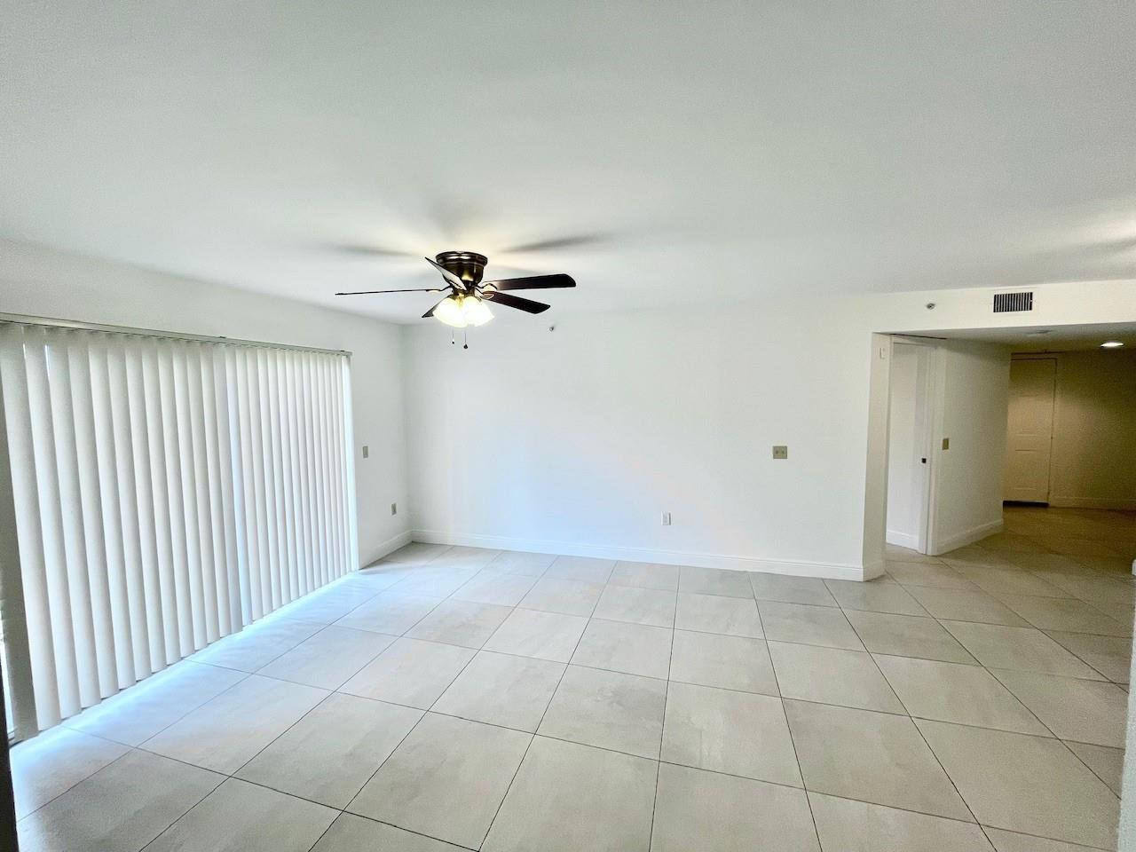 4199 N Haverhill Rd Unit: 114