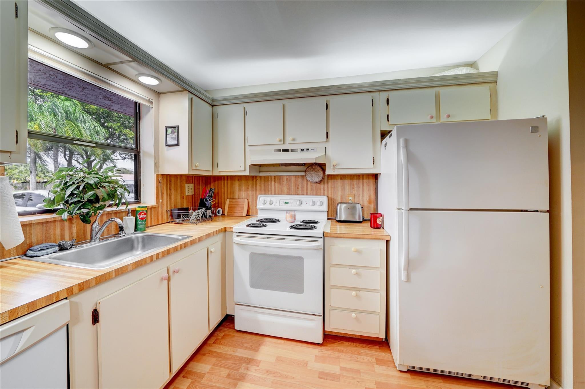 10444 NW 30th Ct Unit: 107