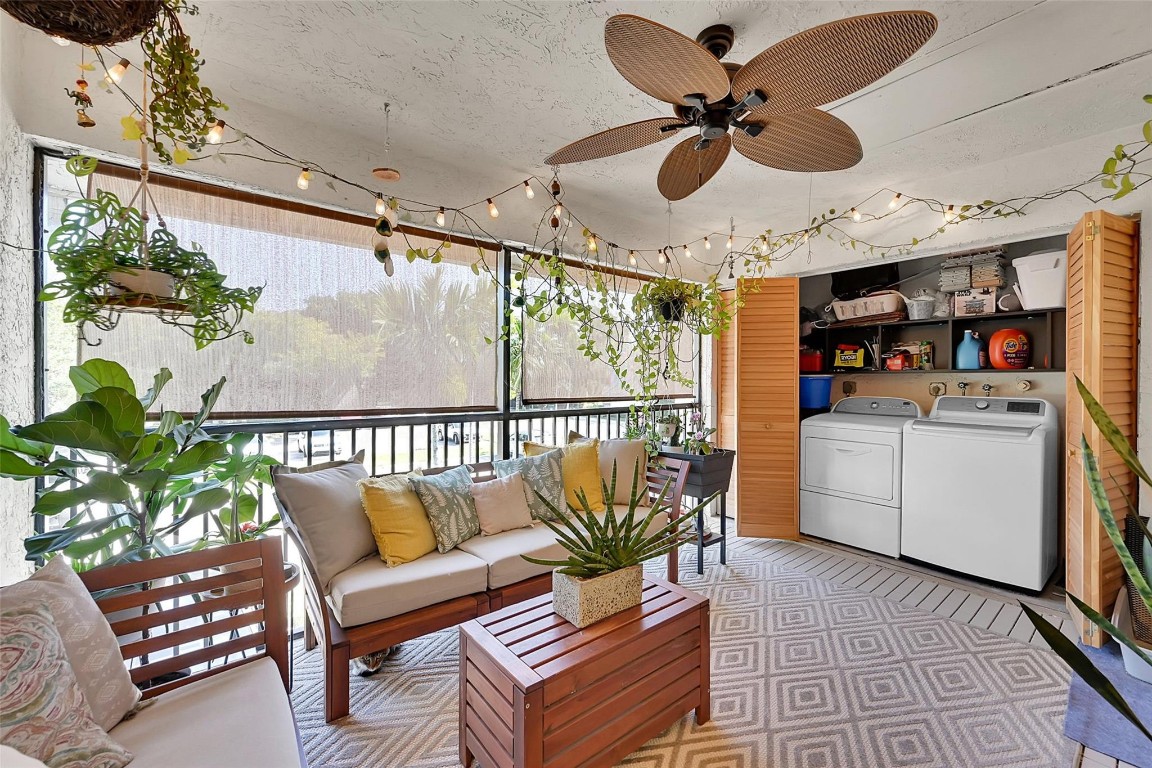 3819 NW 35th St Unit: 1542