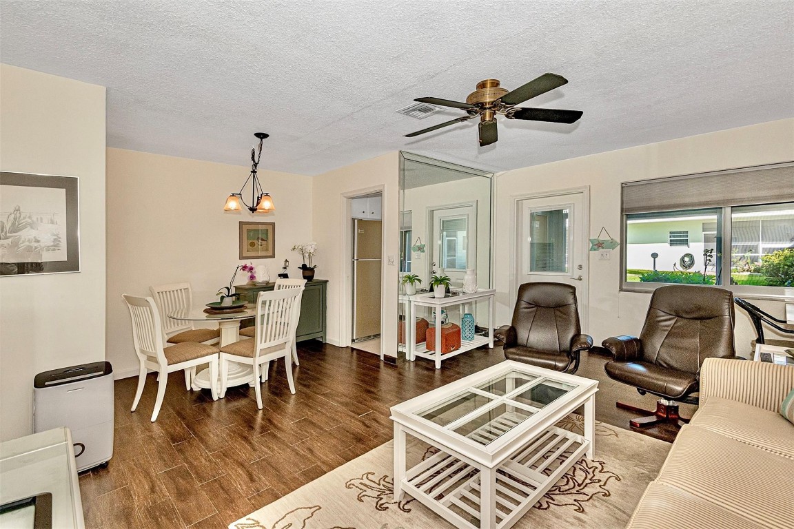 2100 NE 38th St Unit: 126