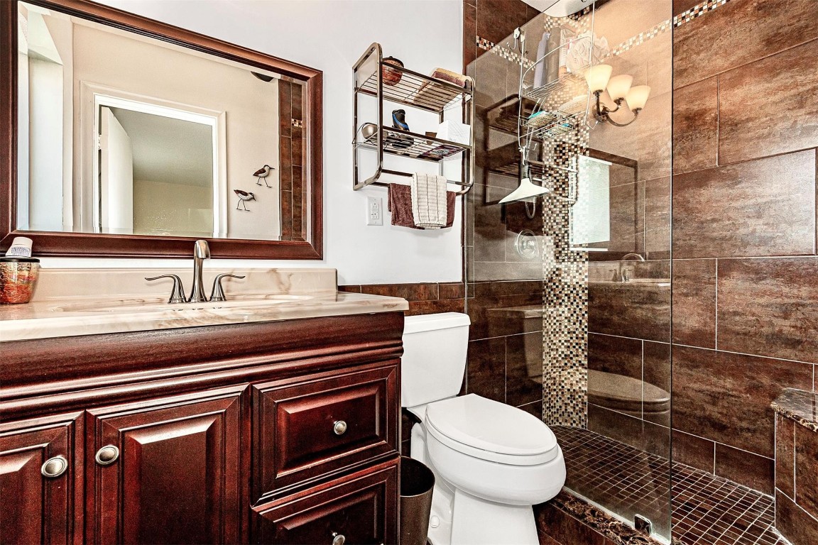 2100 NE 38th St Unit: 126