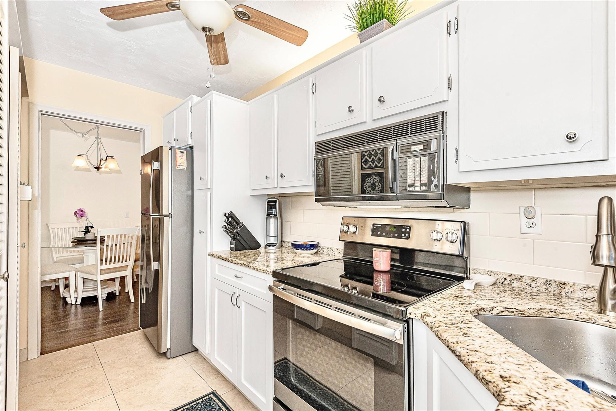 2100 NE 38th St Unit: 126