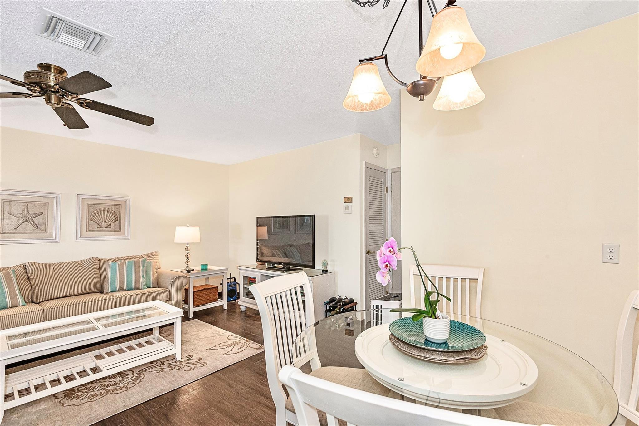 2100 NE 38th St Unit: 126