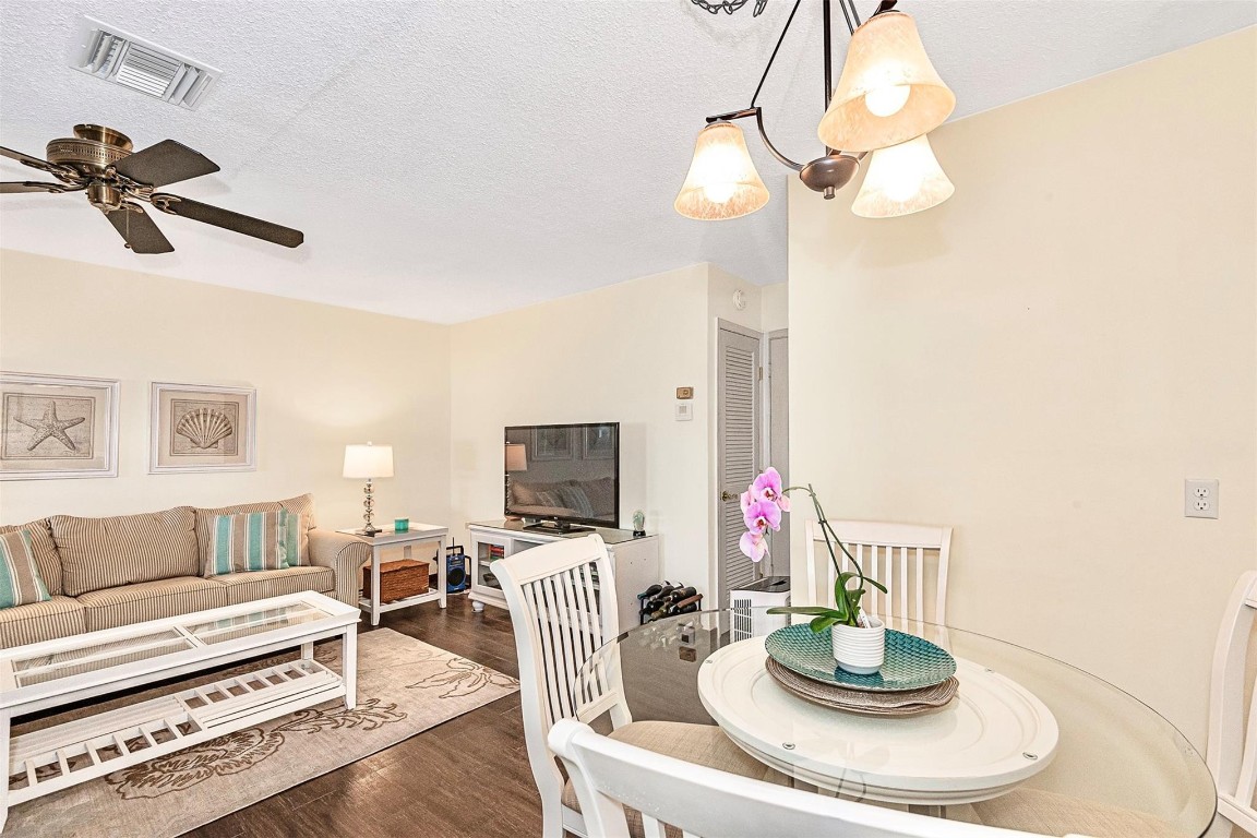 2100 NE 38th St Unit: 126