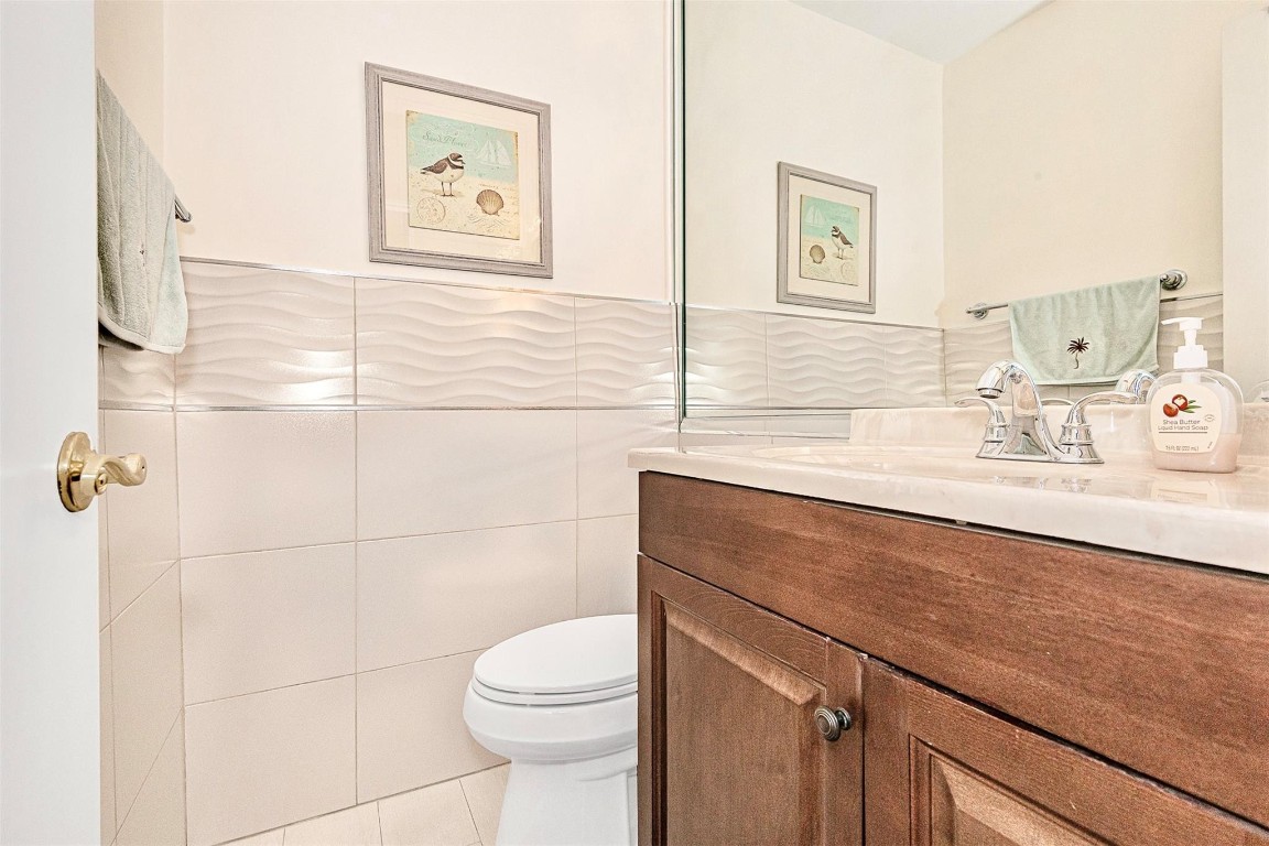 2100 NE 38th St Unit: 126