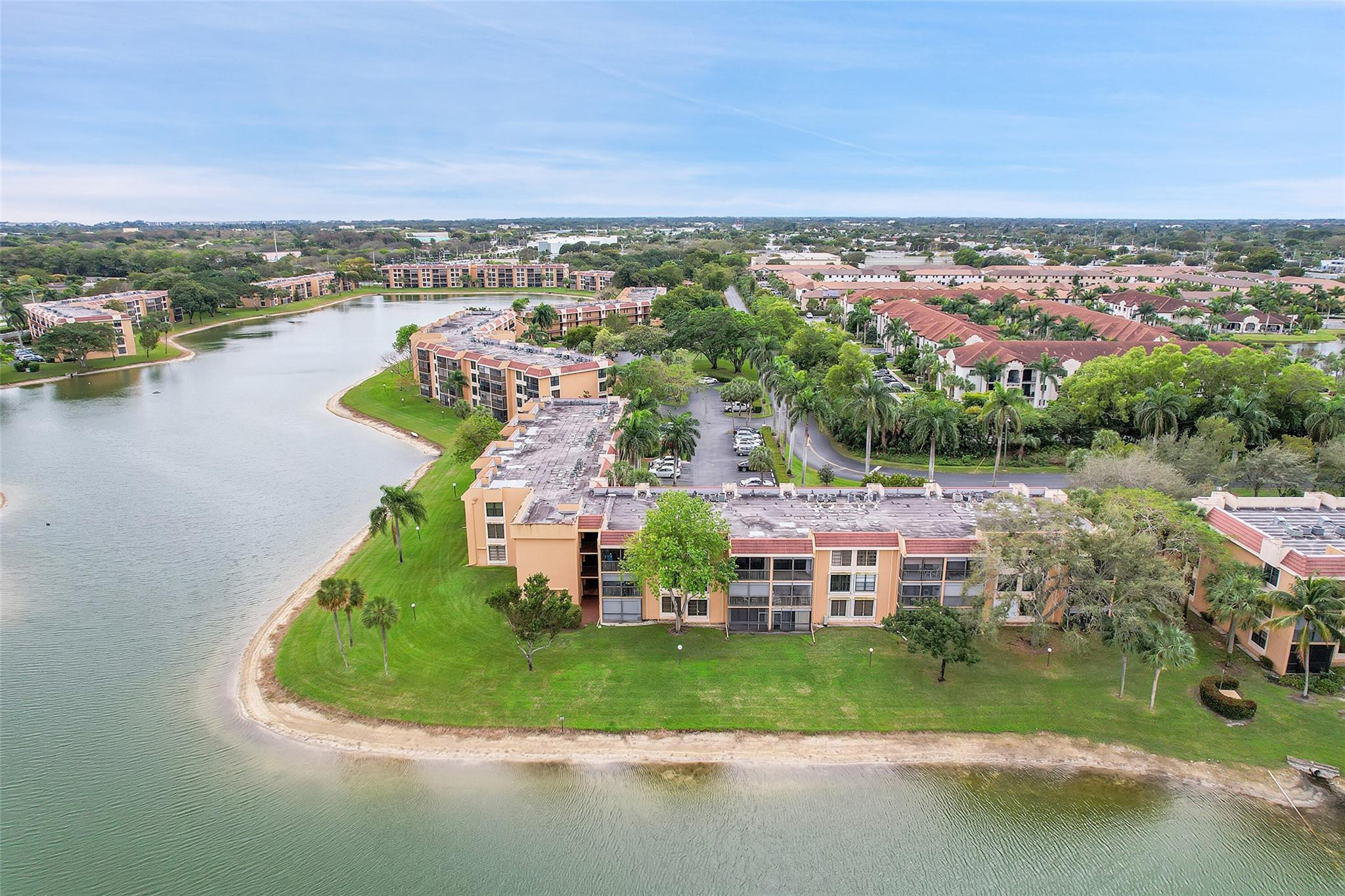 6618 Coral Lake Dr Unit: 206