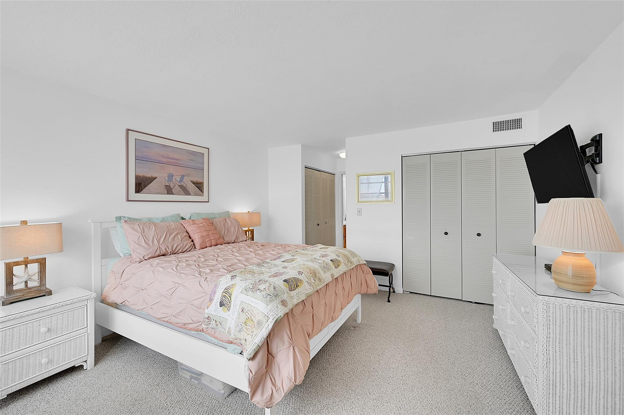 6618 Coral Lake Dr Unit: 206