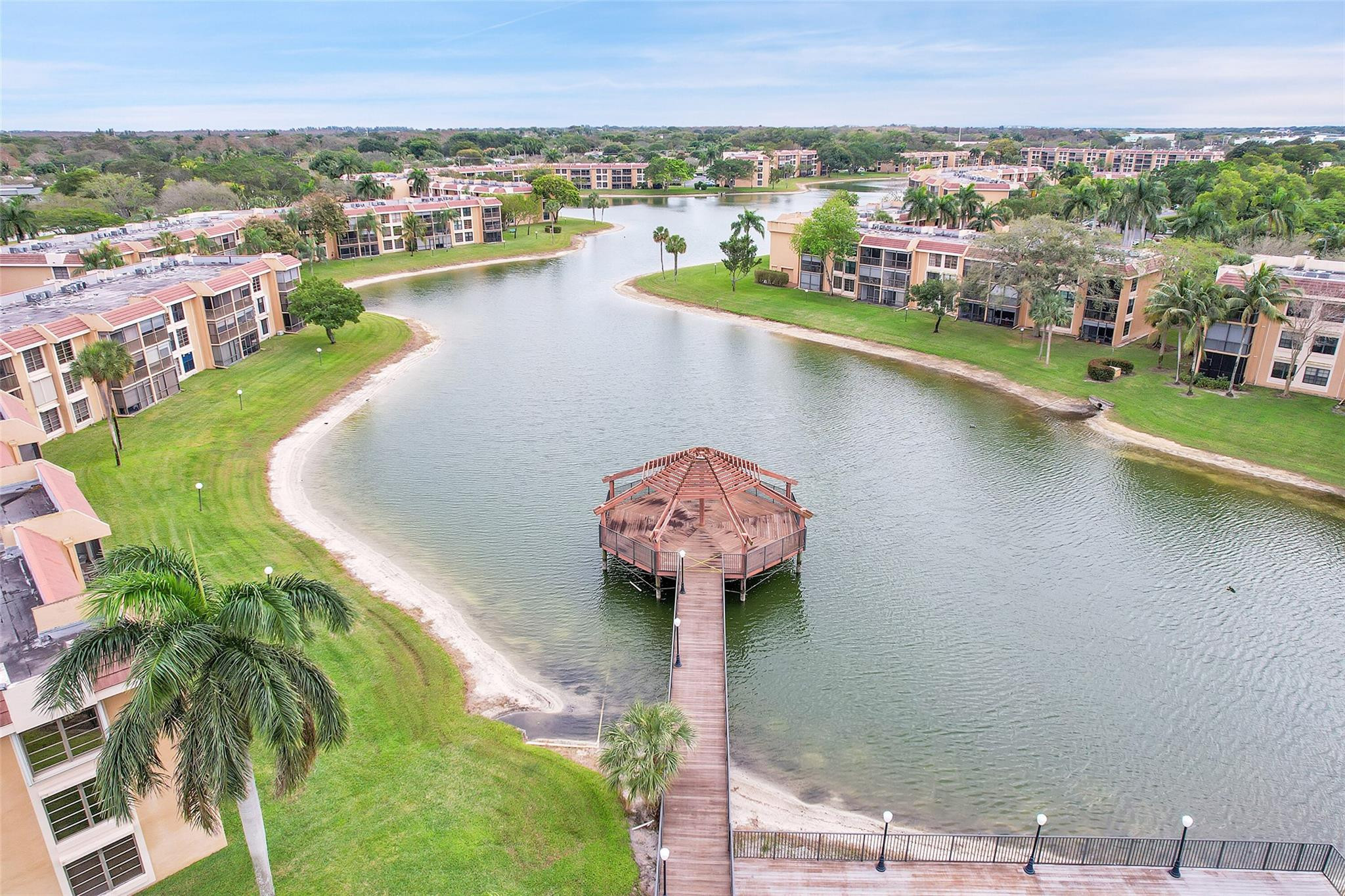 6618 Coral Lake Dr Unit: 206