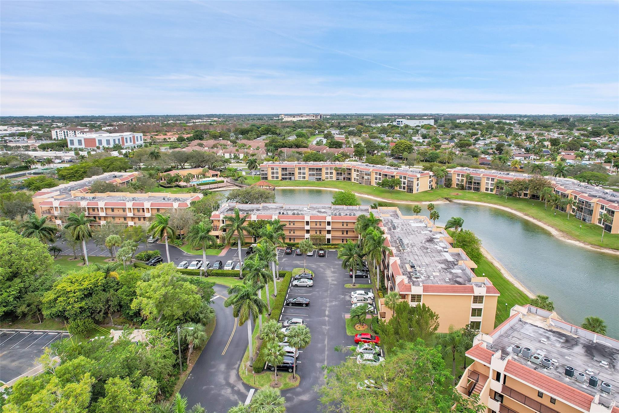 6618 Coral Lake Dr Unit: 206