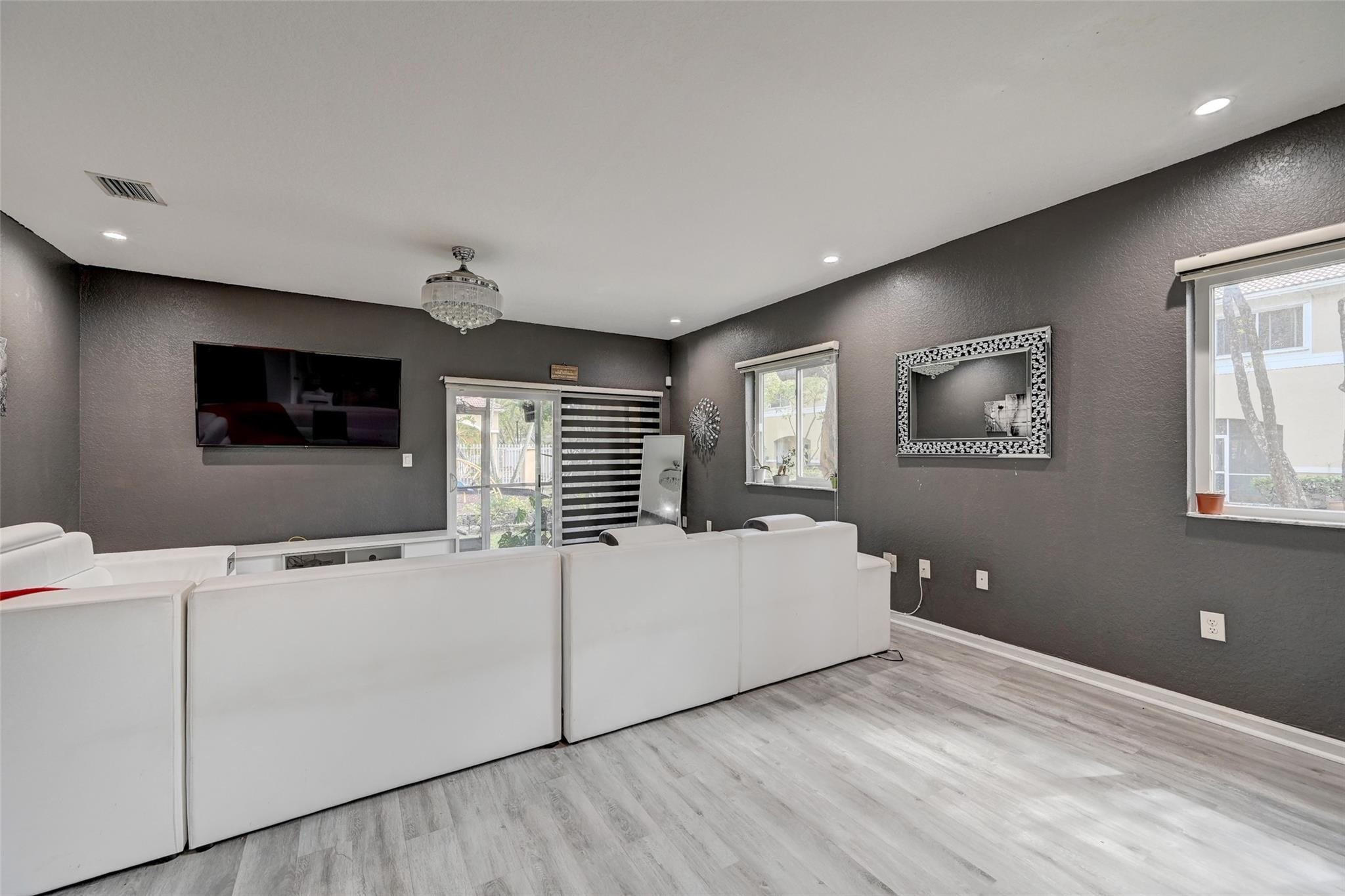 5720 Tuscany Ter Unit: 5720